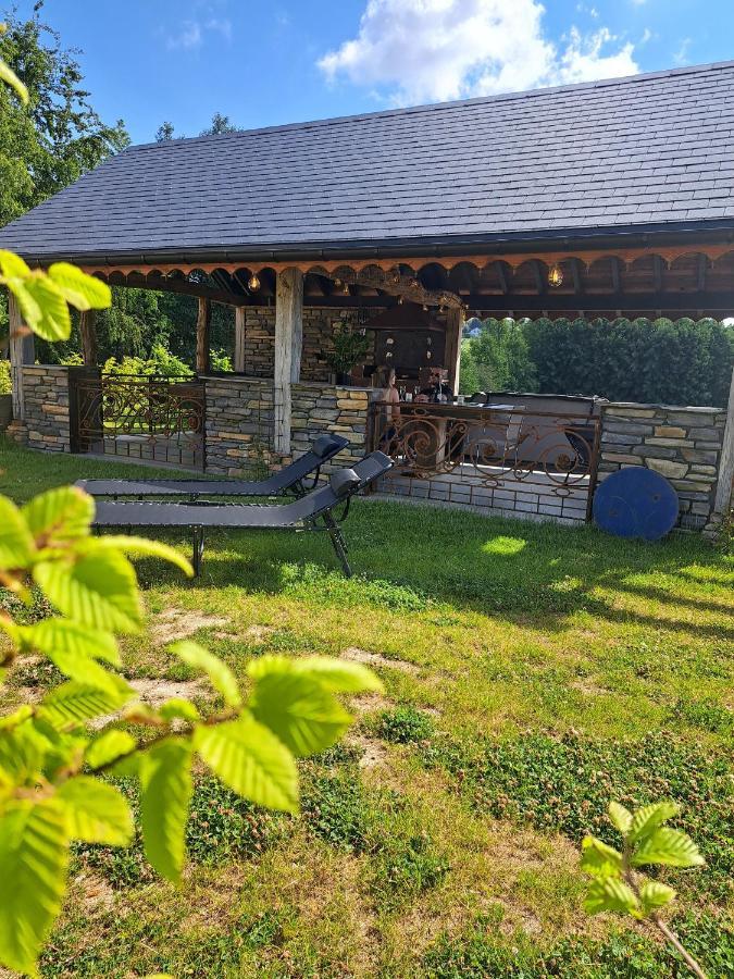 Gite Les 3 Pierres Houffalize Exteriér fotografie